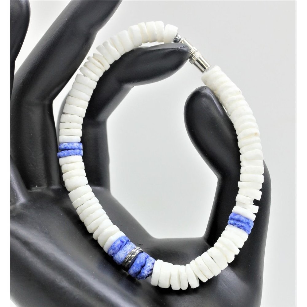 GENUINE WHITE CORAL BRACELET heishi beads 7 1/2"
